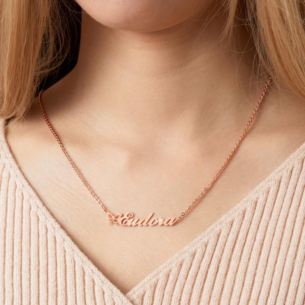 Collana Con Nome Con Farfalla Collana Personalizzata Con Nome Grazioso Regalo Unico Per Lei - soufeelit