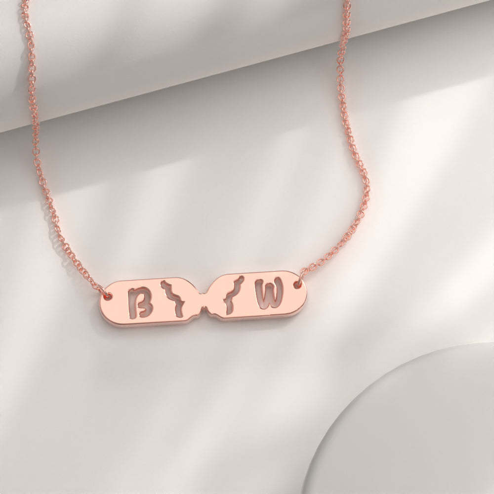 Regalo Personalizzato Per Collana Con Nome A Farfalla, Sento Le Farfalle Nello Stomaco Quando Sono Con Te - soufeelit