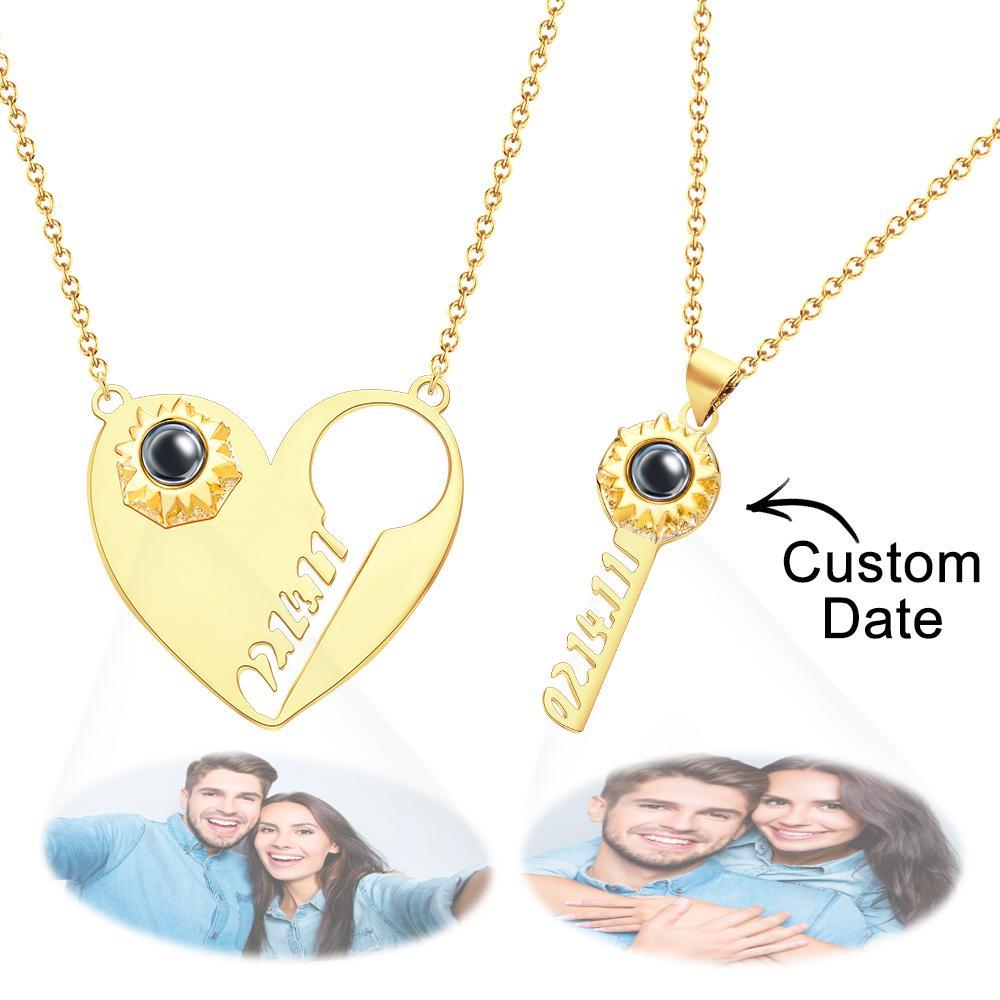 Collana Di Proiezione Incisa Personalizzata Data Personalizzata Chiave Del Cuore Regali Di Coppia - soufeelit