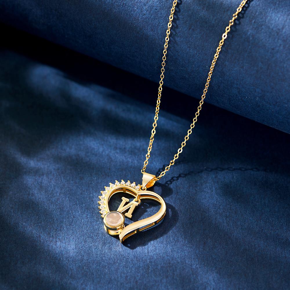 Collana Di Proiezione Personalizzata Lettera Personalizzata Regali Di Design A Forma Di Cuore - soufeelit