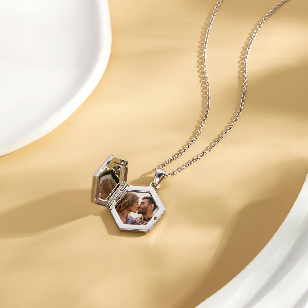 Collana Personalizzata Con Foto Incisa Hexagon Regali Unici Per Coppia - soufeelit