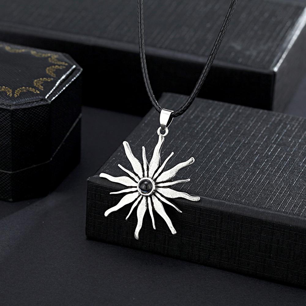 Power Of The Sun Symbol Jewelry Collana Da Uomo Con Proiezione Di Foto Della Luce Solare Personalizzata - soufeelit