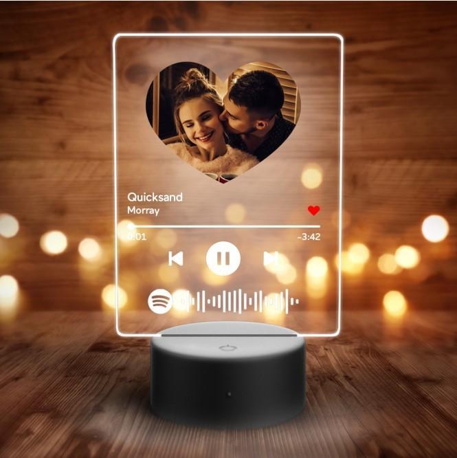 Lampada A Led In Acrilico Spotify A Forma Di Cuore Scansionabile A Forma Di Foto Personalizzata 7 Colori Per LeiLampada Personalizzata