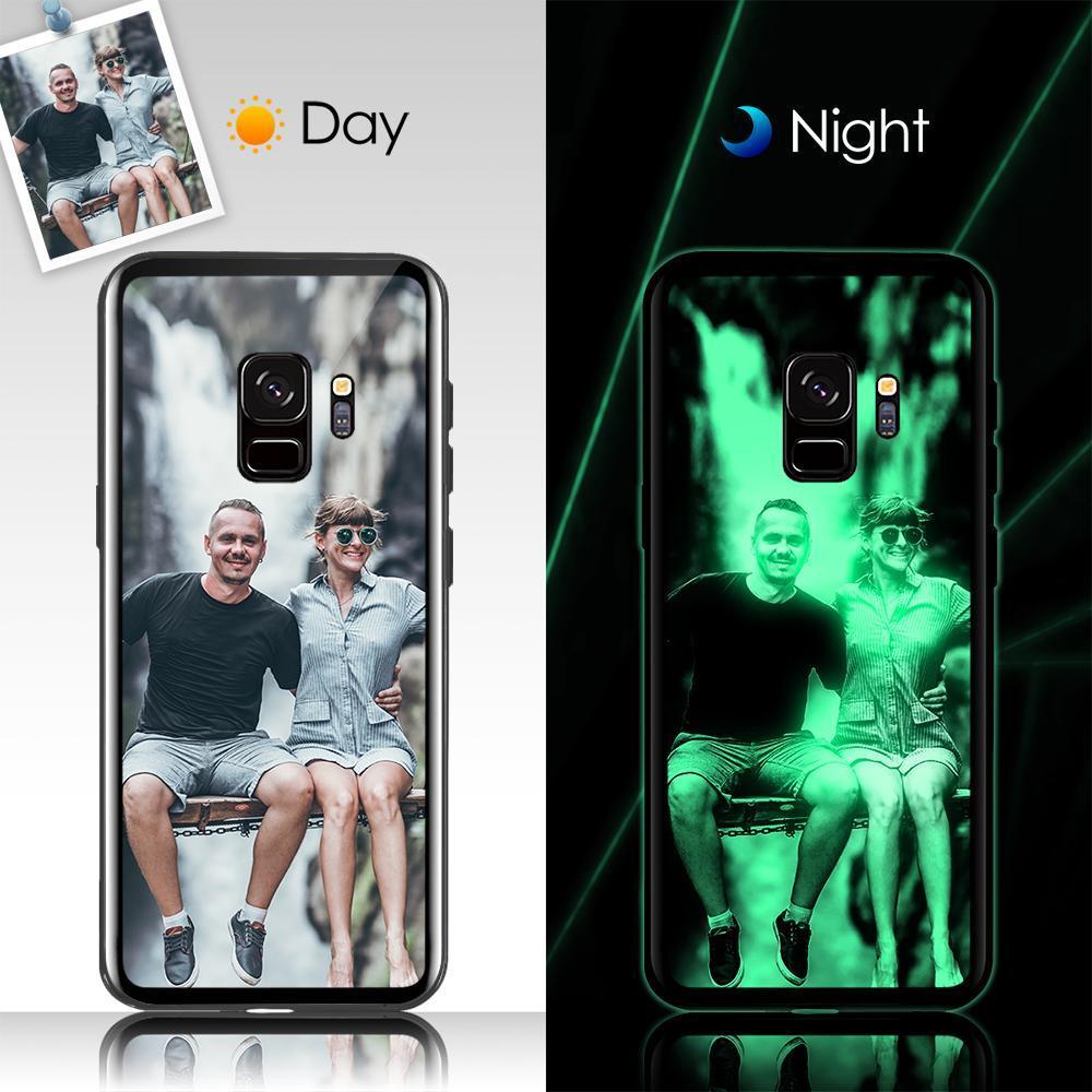 Capa Noctilucente de Celular de Proteção com Foto Personalizada Superfície de Vidro - iPhone11