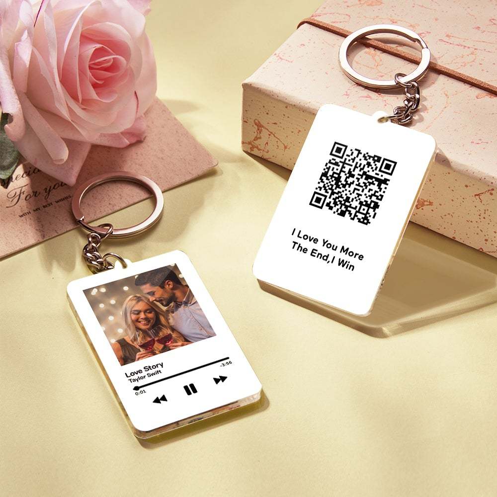 Chaveiro Personalizado Com Código Qr Digitalizável Com Foto E Vídeo Personalizado - Presente Do Dia Dos Namorados