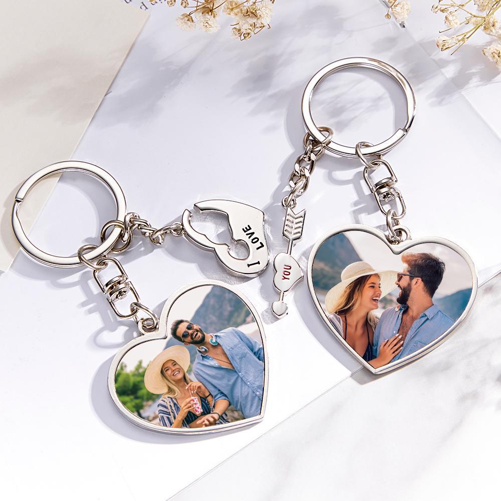 Um Par De Chaveiro Personalizado Com Foto E Flecha De Cupido E Coração Para Amante - soufeelbr