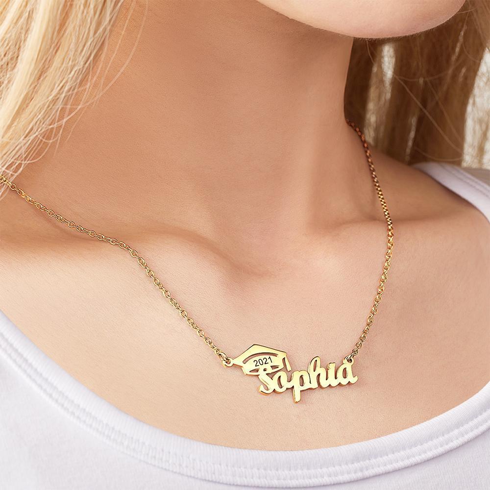 Colar personalizado com nome de boné de solteiro Presentes de formatura