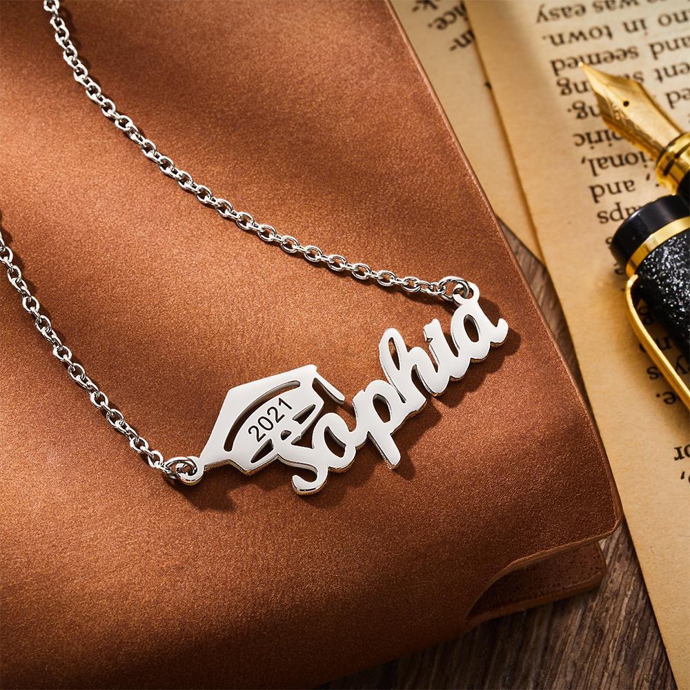 Colar personalizado com nome de boné de solteiro Presentes de formatura