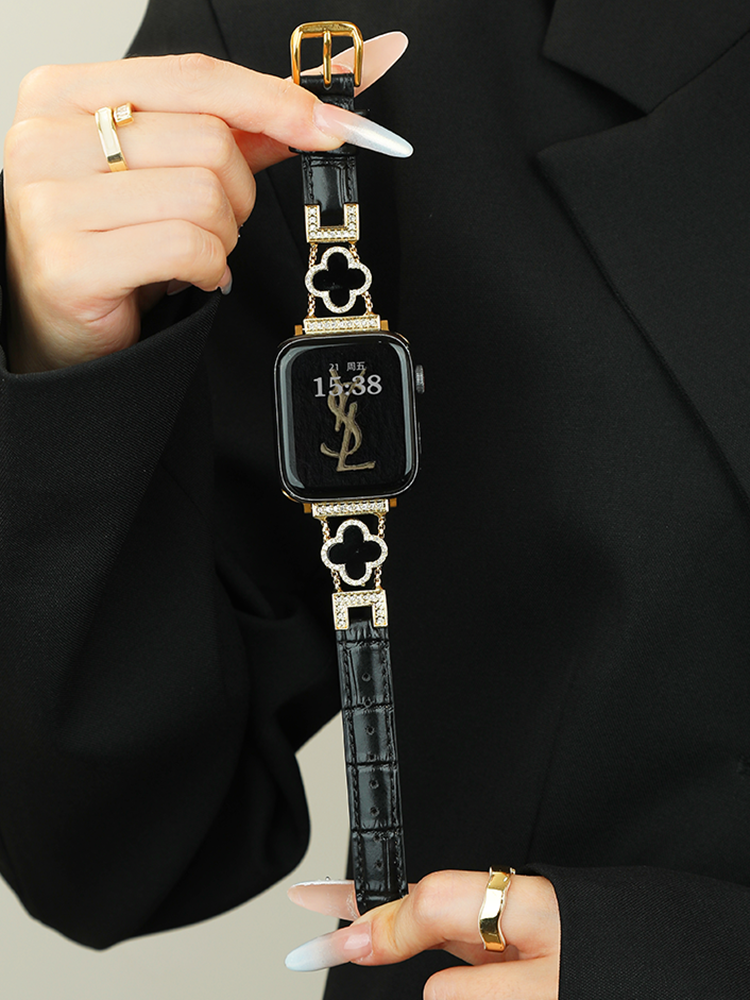 Four-leaf Clover Link Leather Band