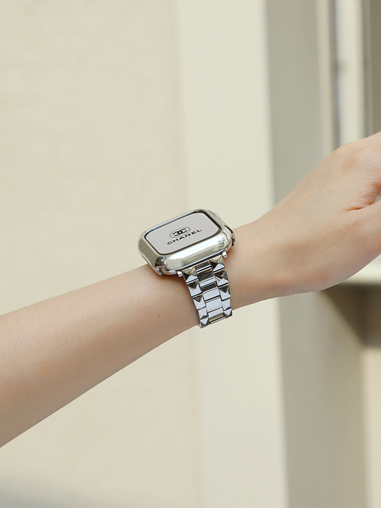 Pyramid Edge 3-Link Stainless Steel Band