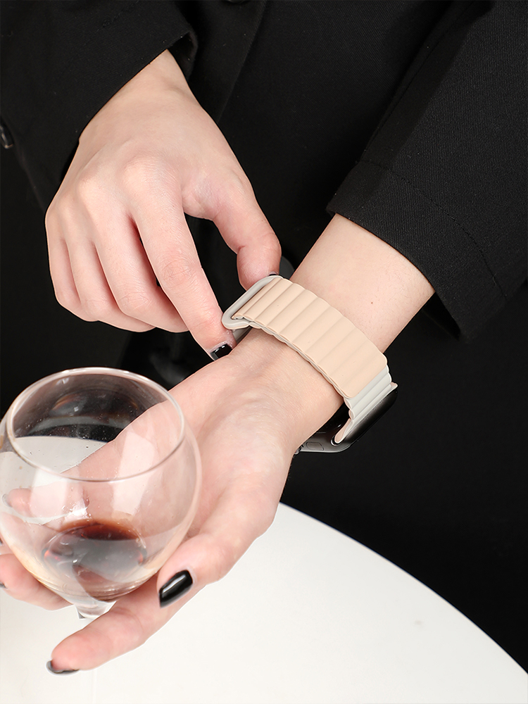 Two-color Magnetic Silicone Band for Apple Watch