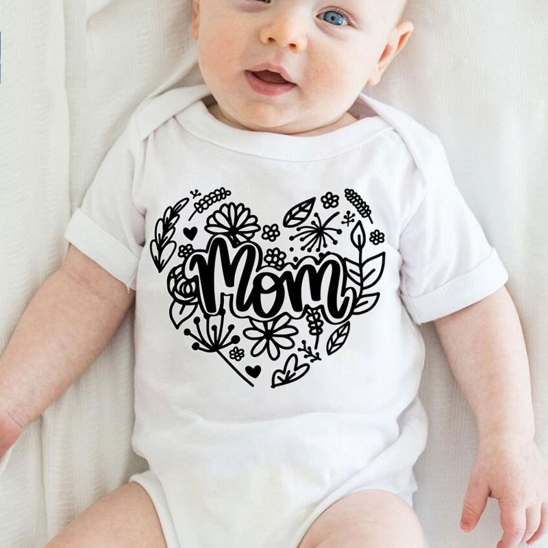 [Adult Tee]Mother's Day Gifts Wreath MaMa Matching Shirt