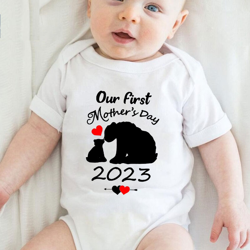 [Adult Tee]Customalized Black Bear Mommy Matching Shirt