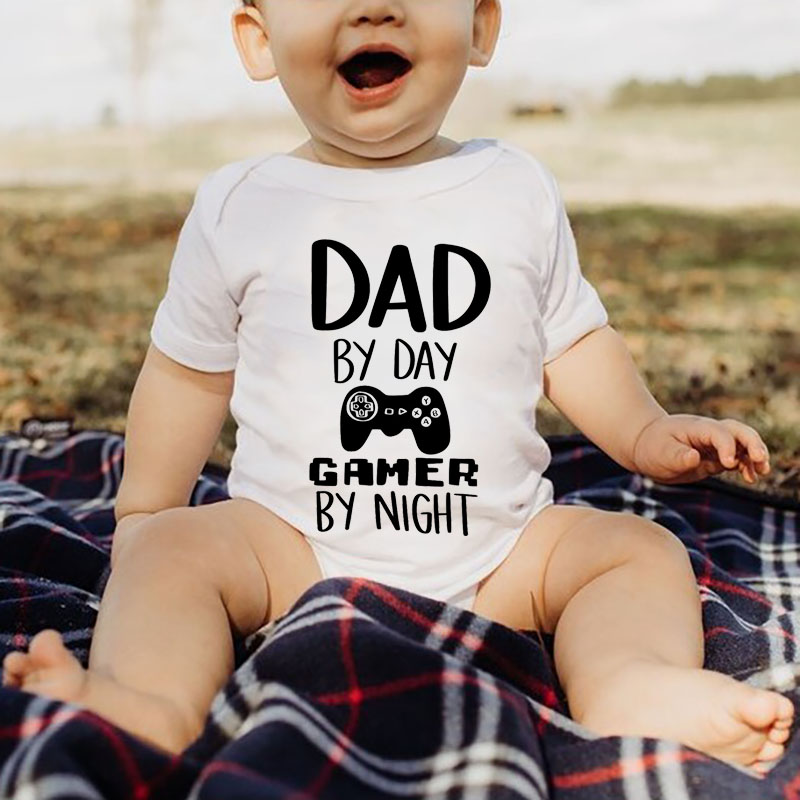 [Adult Tee]Dad By Day Gamer By Night Father's day Matching Shirt