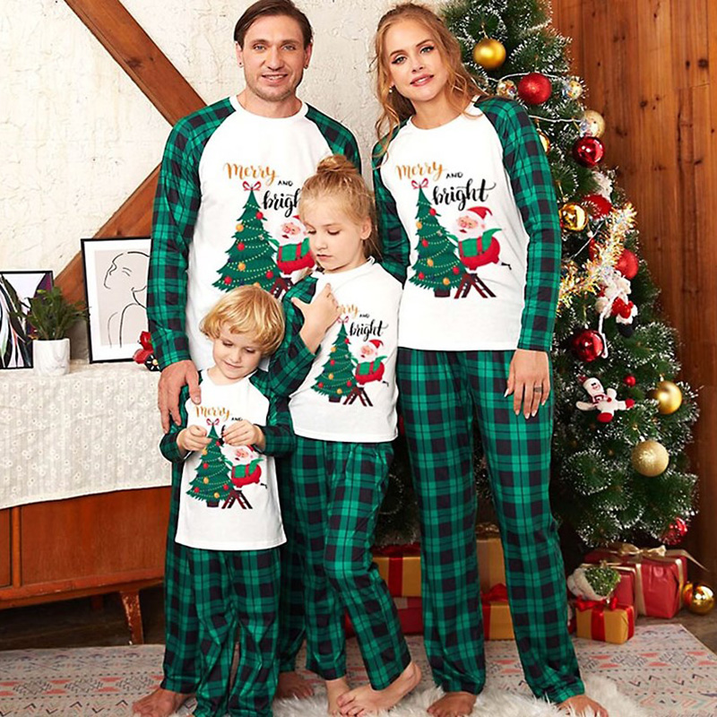 [Adult Pajamas]Merry and Bright Christmas Papa Mama Pajamas Matching