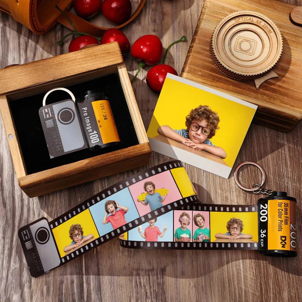 Family Gifts Custom Personal Film Roll Keychain with baby??s Pictures