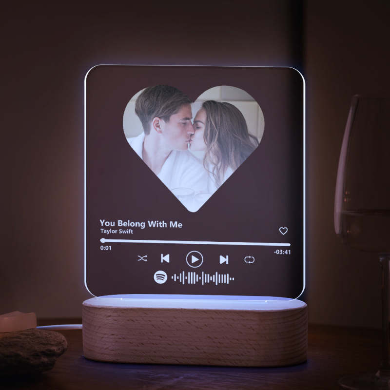 Mi Lampara Luna - 💝 Lámpara acrílica Spotify personalizada con código  escaneable 💝 Envíale una canción con esta luz de Spotify -¡Feliz Día de la  Madre! 25,95 € >>>