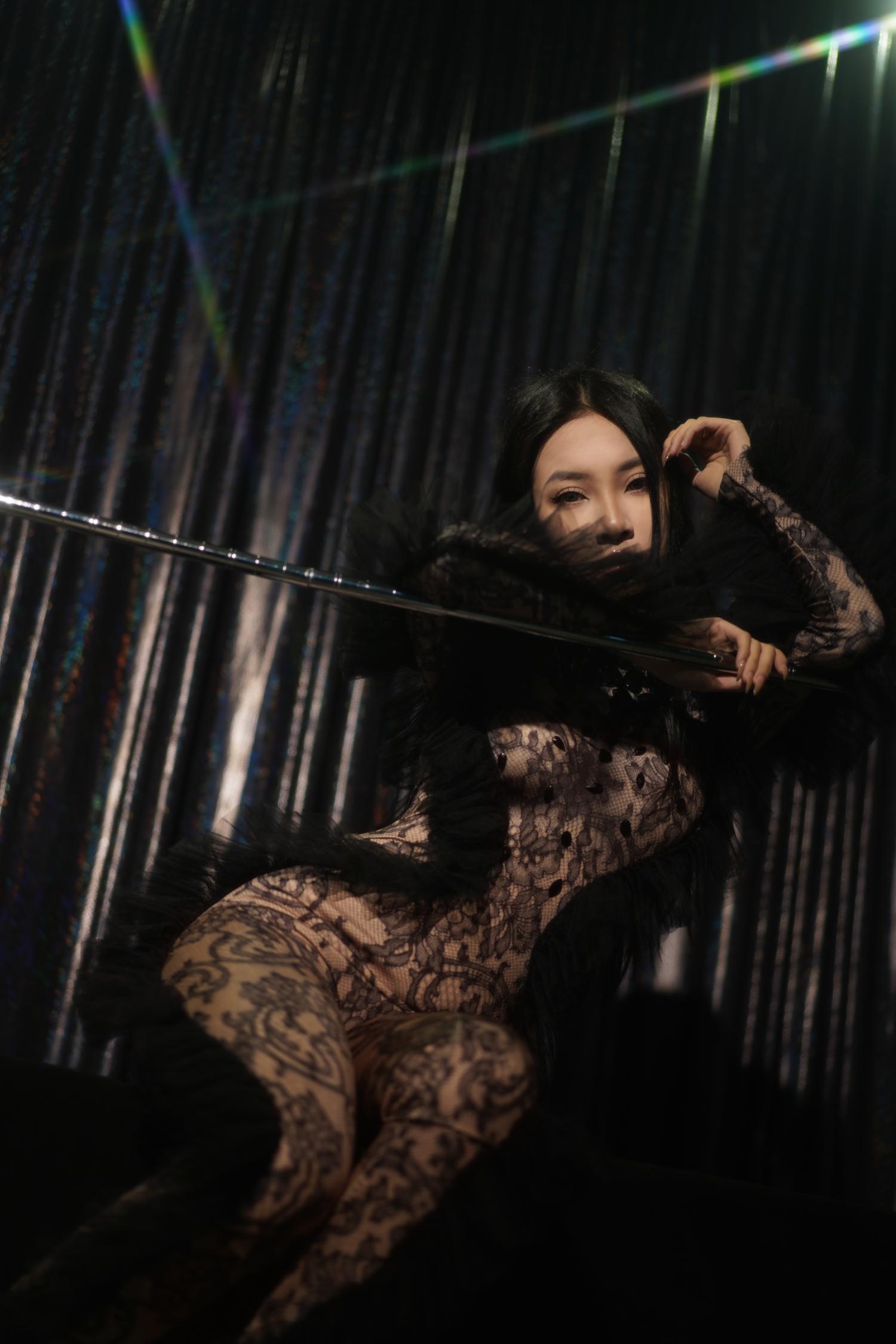 Designer Sparkly Stone Trimmings Jumpsuit Sexy Women Birthday Party Outfit Dancer Show Rompers Performance Stage Wear