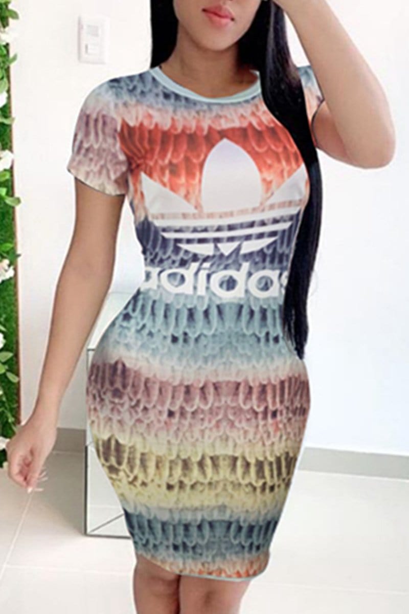 casual-short-sleeve-o-neck-dress