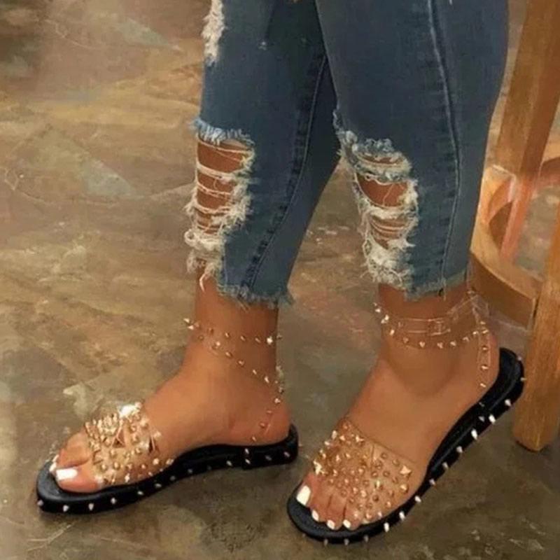 casual-rivets-round-outdoor-sandals
