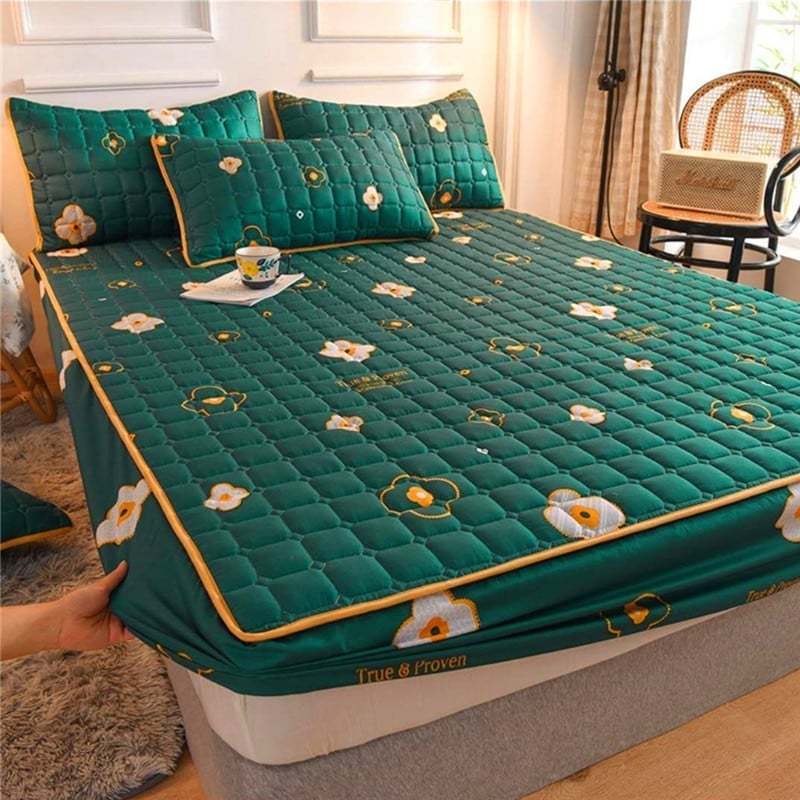 2023 LATEST BREATHABLE SILKY MATTRESS COVER