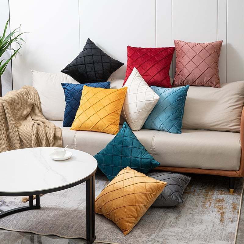 VELVET SOFA THROW PILLOW