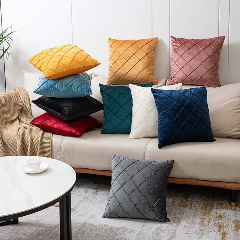 VELVET SOFA THROW PILLOW
