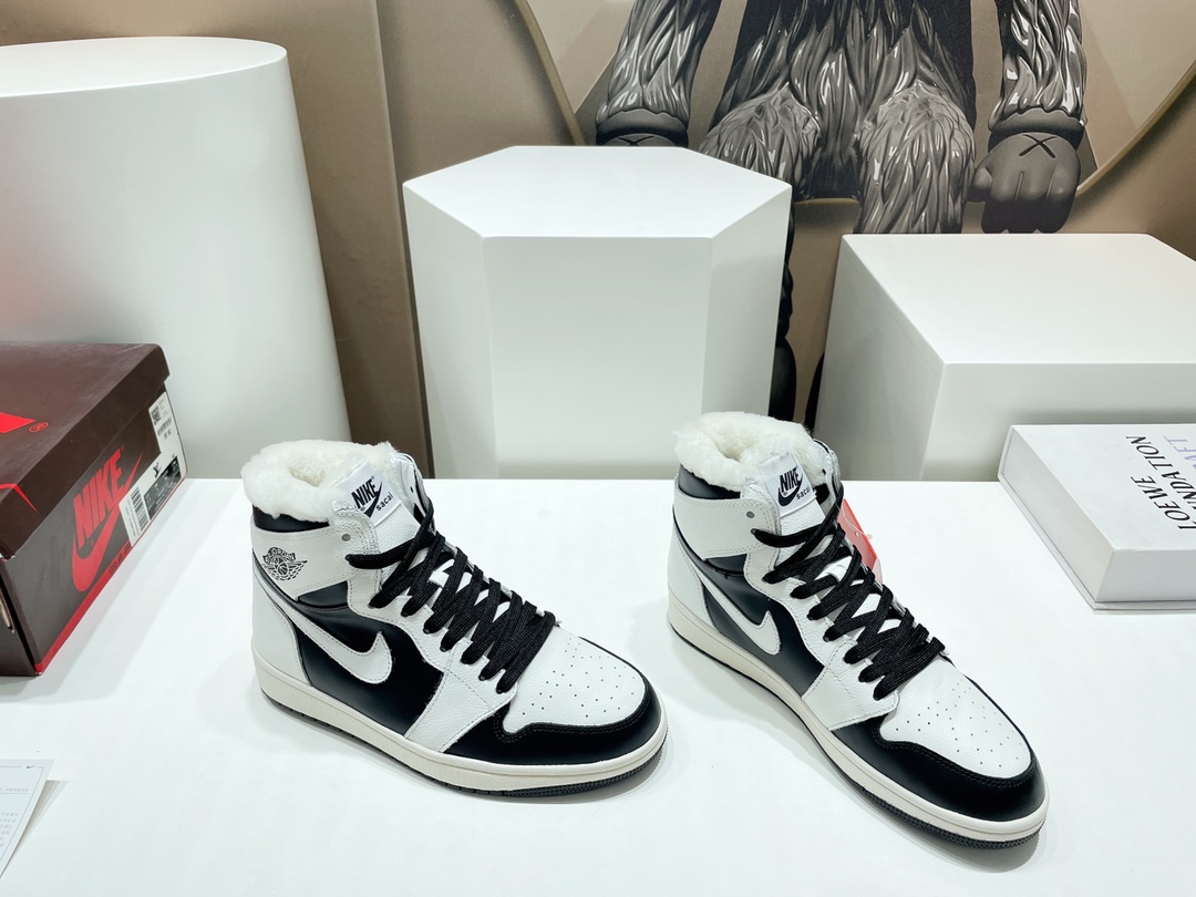 Air Jordan Couples color matching fur casual shoes