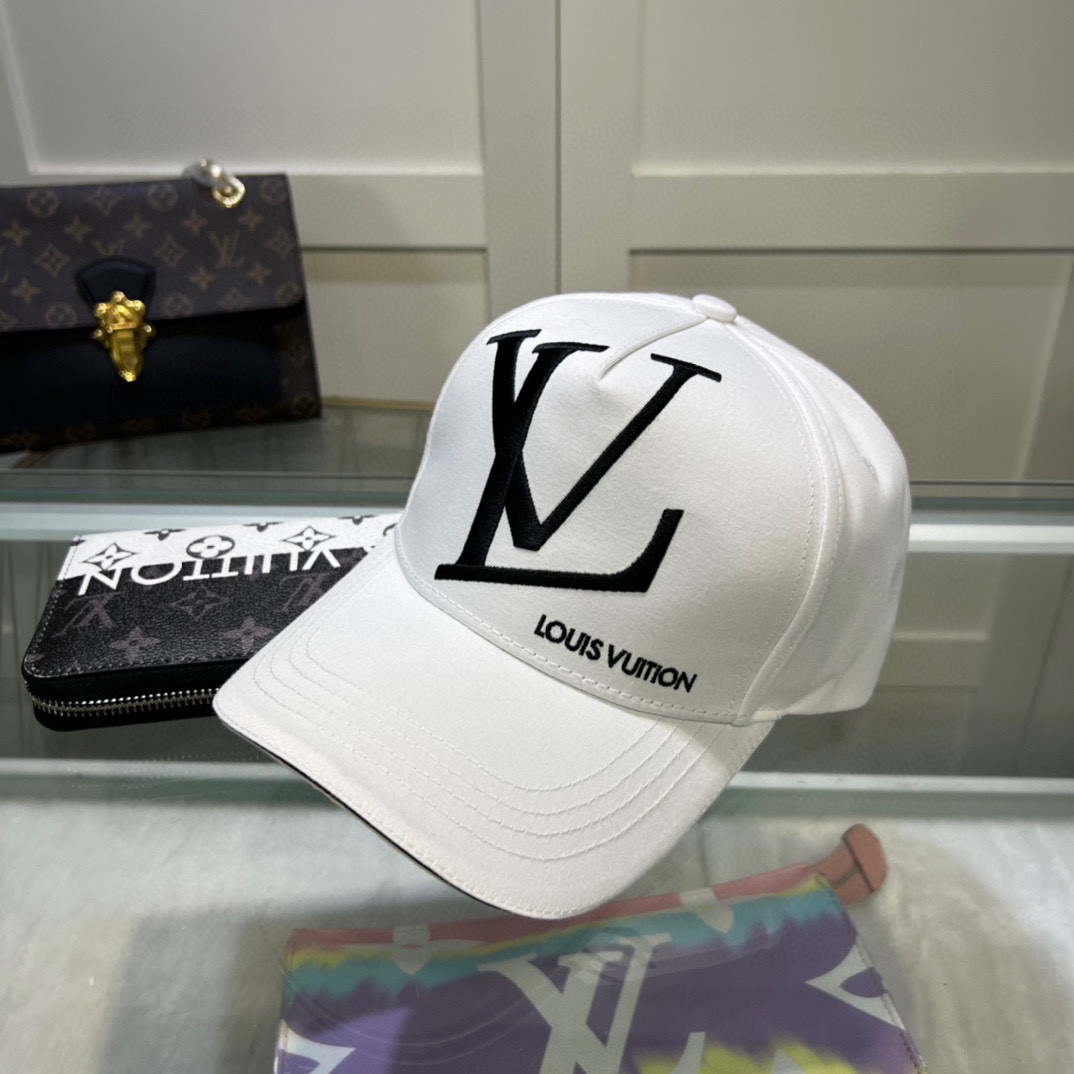 LV fashion baseball hats