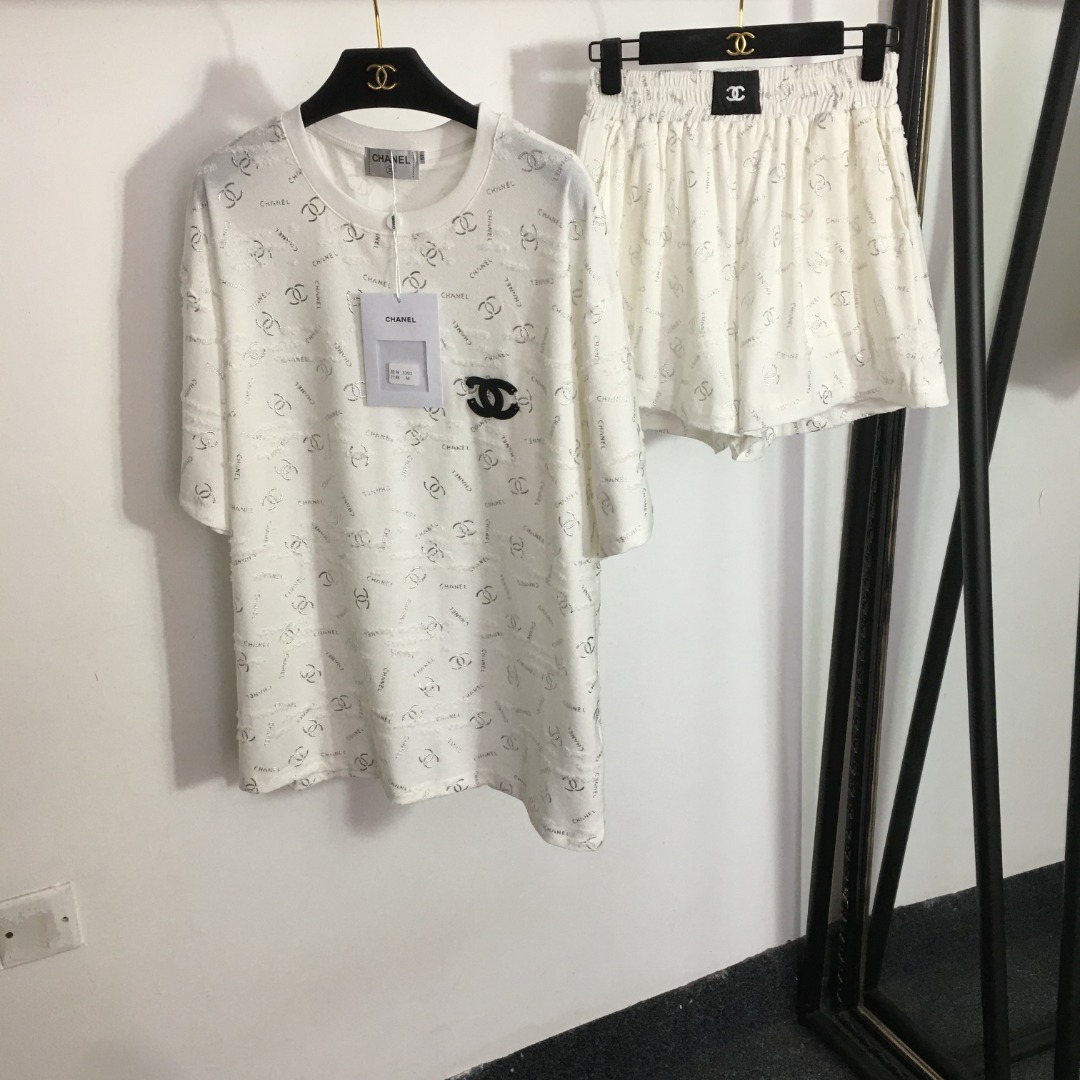 Chanel letter printed short sleeves+casual shorts