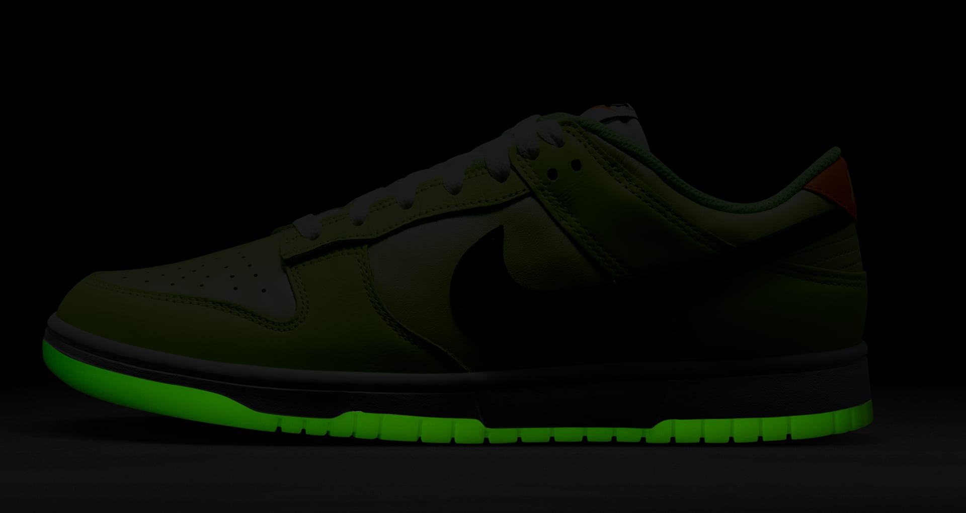 Dunk Low 'Volt' (FJ4610-702) Release Date