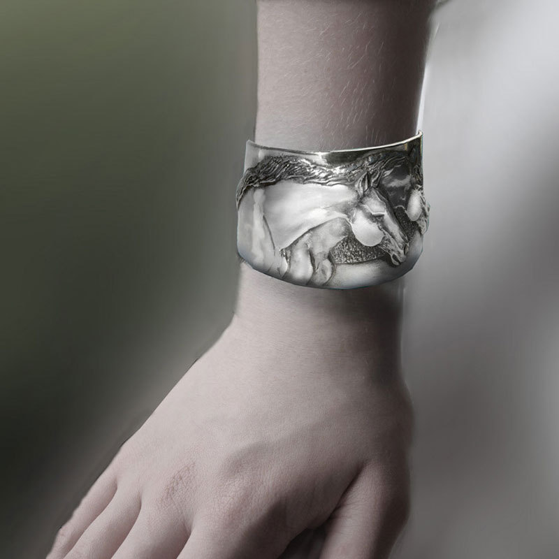Two Horse Heads cuff bracelet in silvery pewter handmade USA