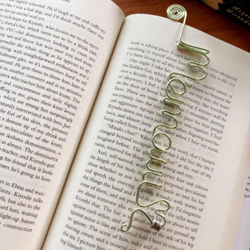 Personalized Wire Bookmarks