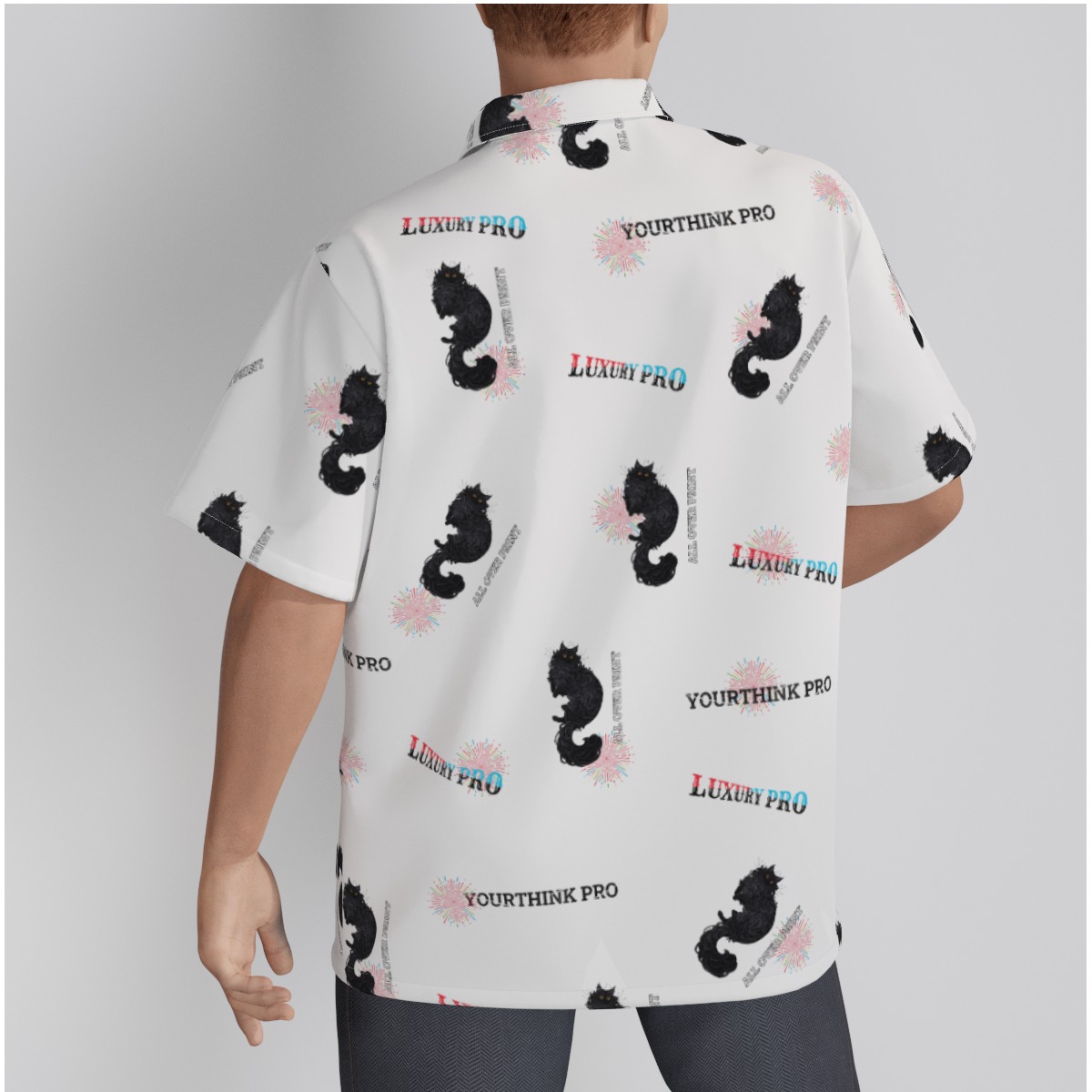 Men's Hawaiian Shirt With Button Closure