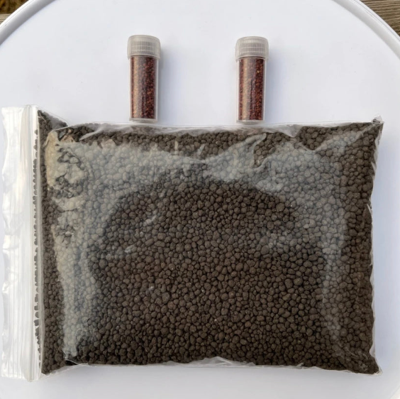 Large pair of leafy water grass seeds