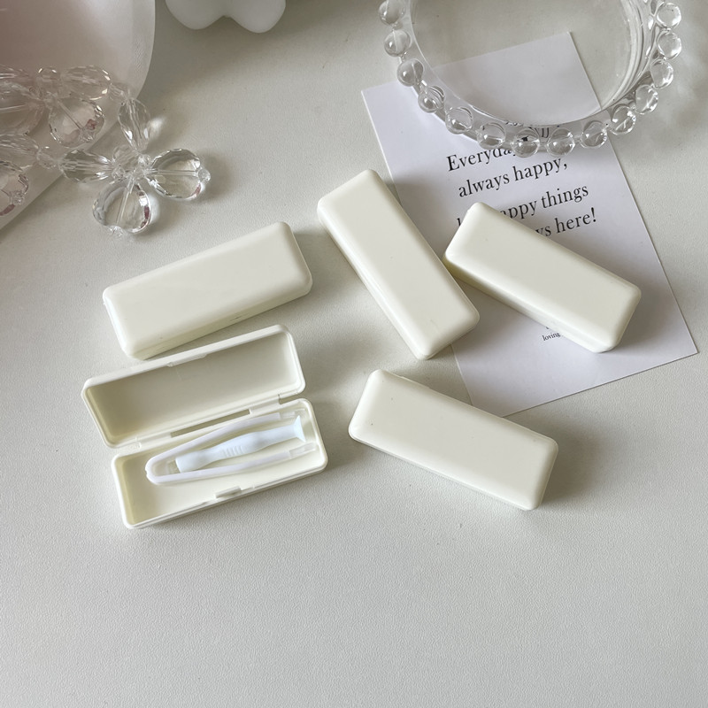 Salt-colored Contact Lens Remover Tool