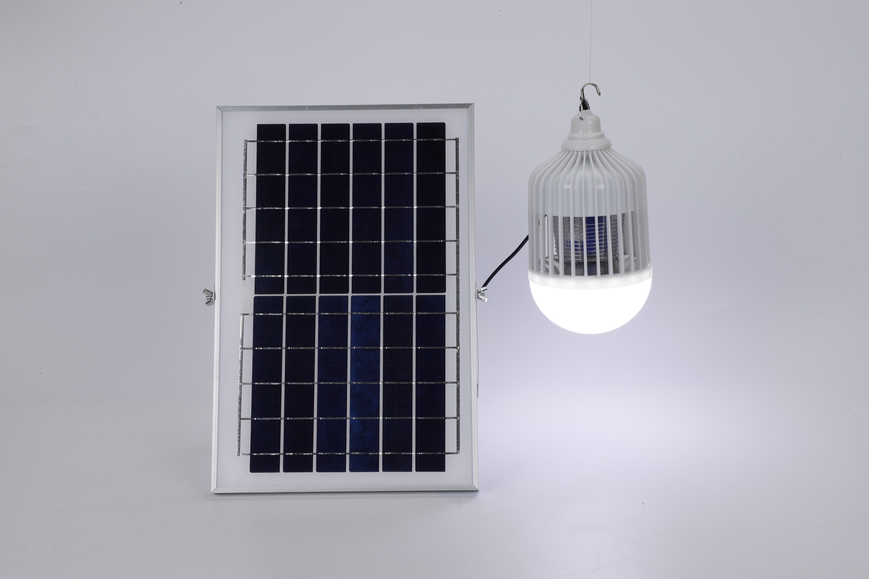 SUNCENTRE solar anti-mosquito bulb SC-AMB01