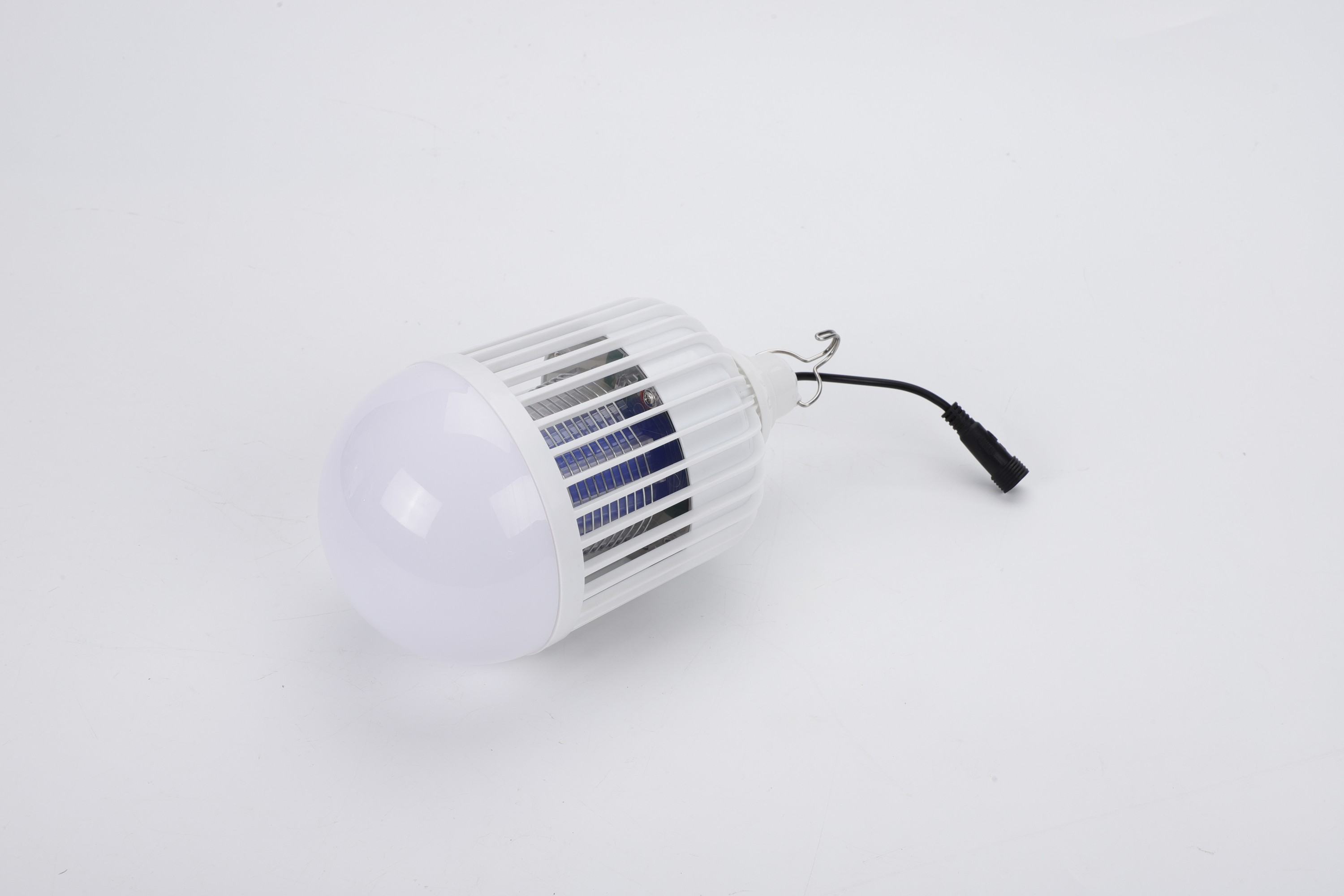 SUNCENTRE solar anti-mosquito bulb SC-AMB01