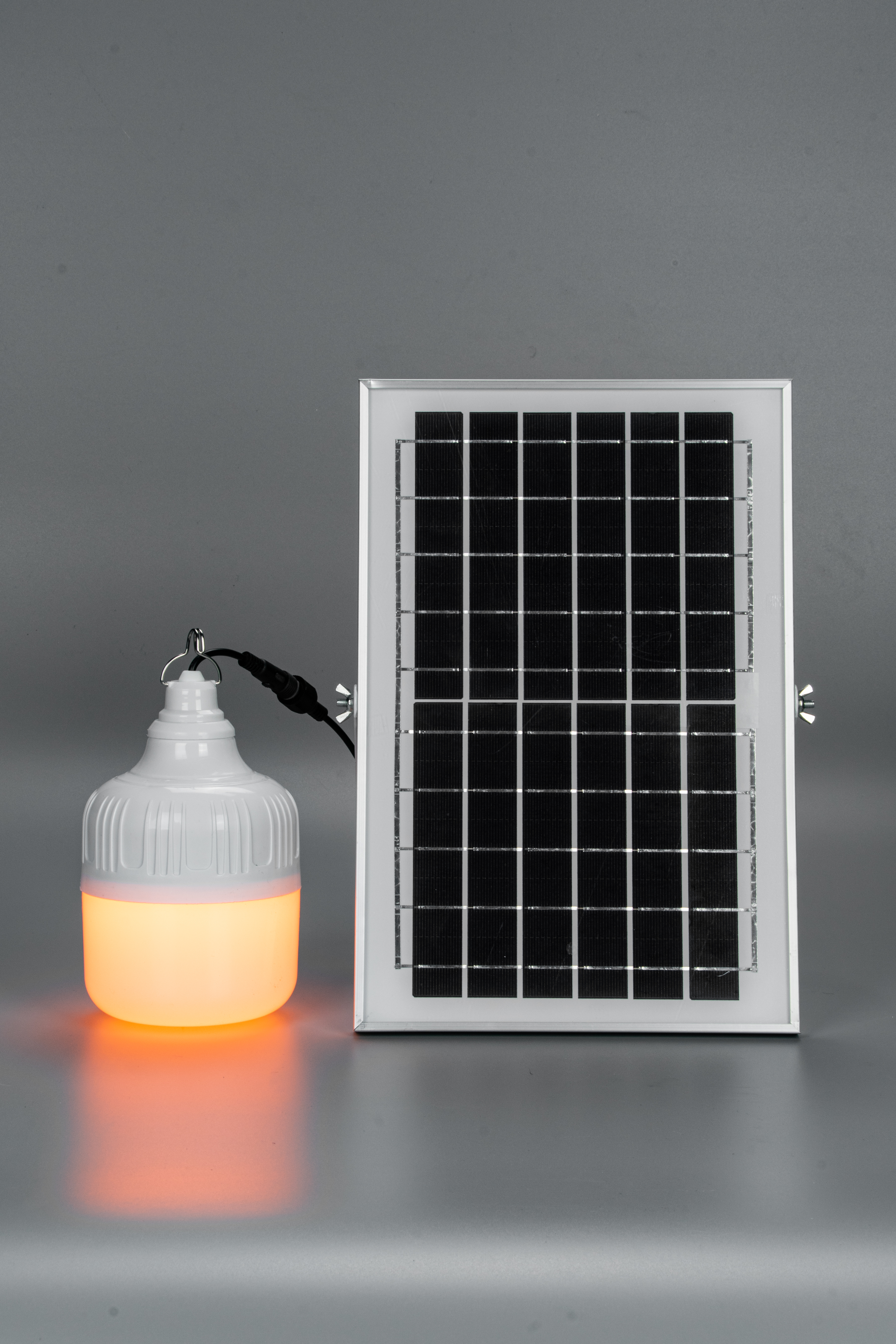 SUNCENTRE solar bulb SC-SBL01