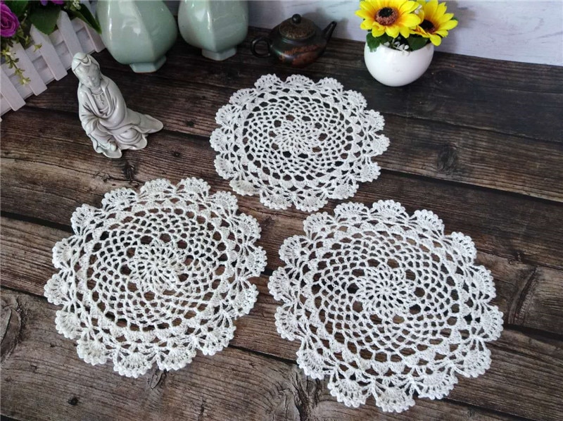 20cm Round Vintage White Cotton Crochet Table-JournalTale