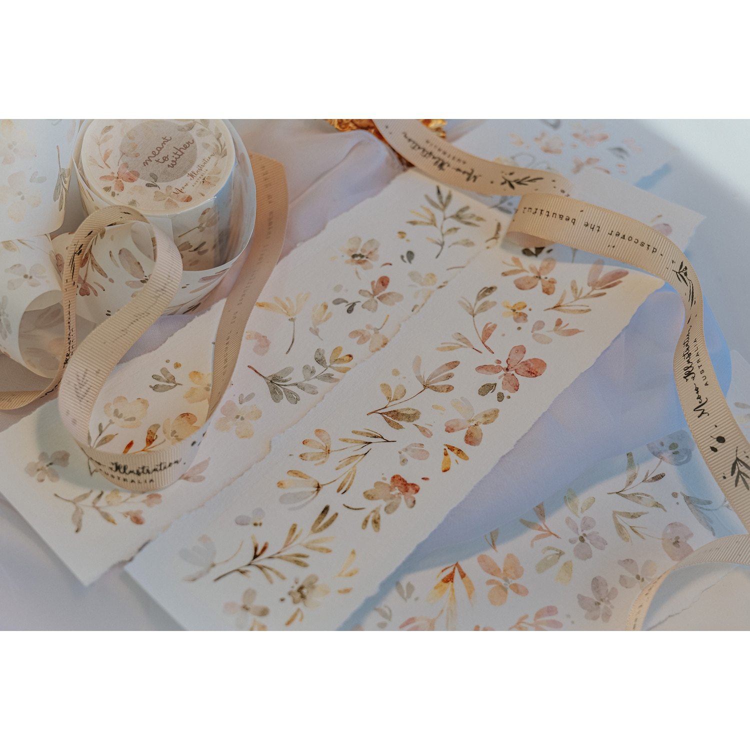 1 Loop Taiwan Meow Collection Floral Washi PET Tape-JournalTale
