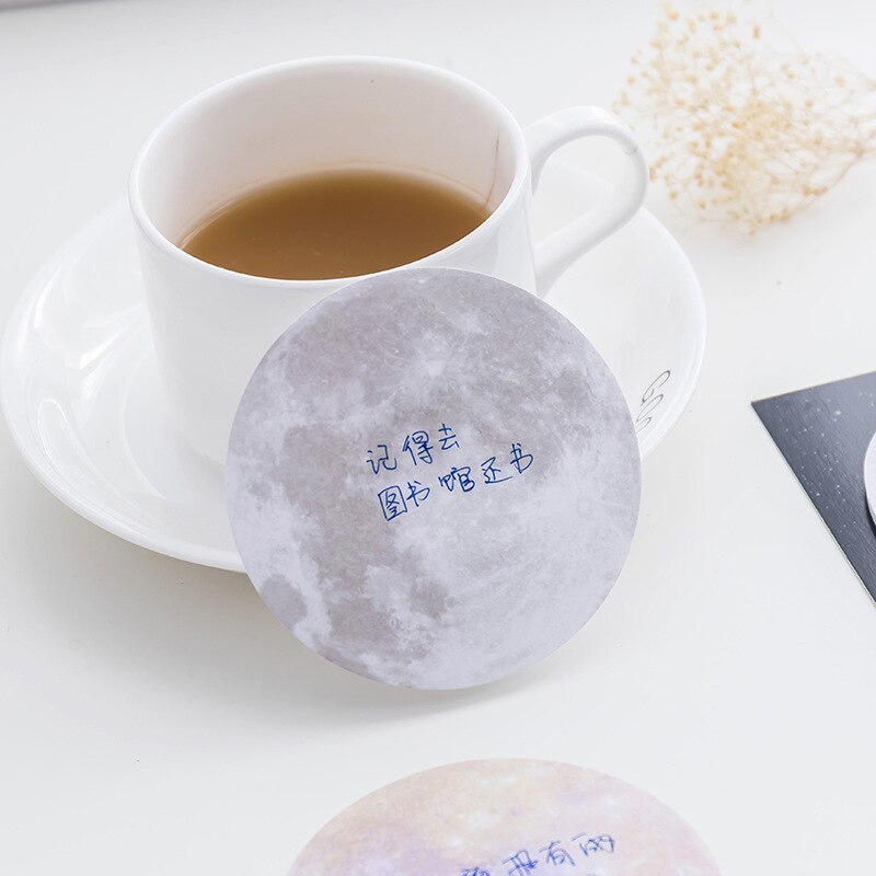 1X Starry Planet Series Round Shape Memo Pad-JournalTale