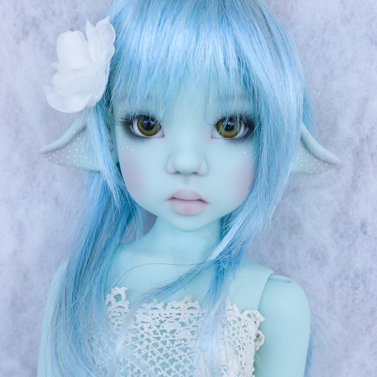 Blue Laryssa in MSD Size