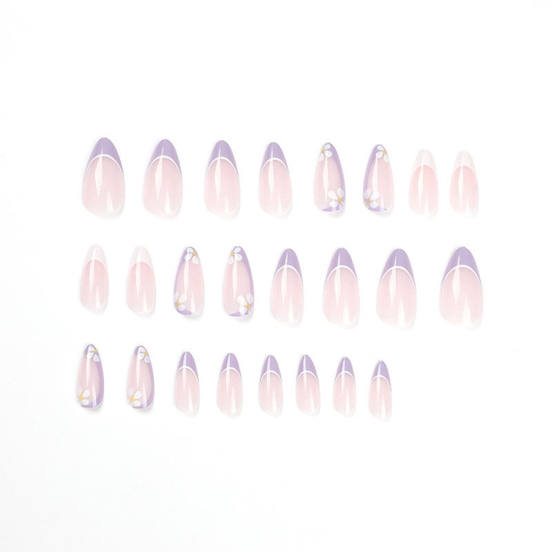 Purple flowers Medium Nails