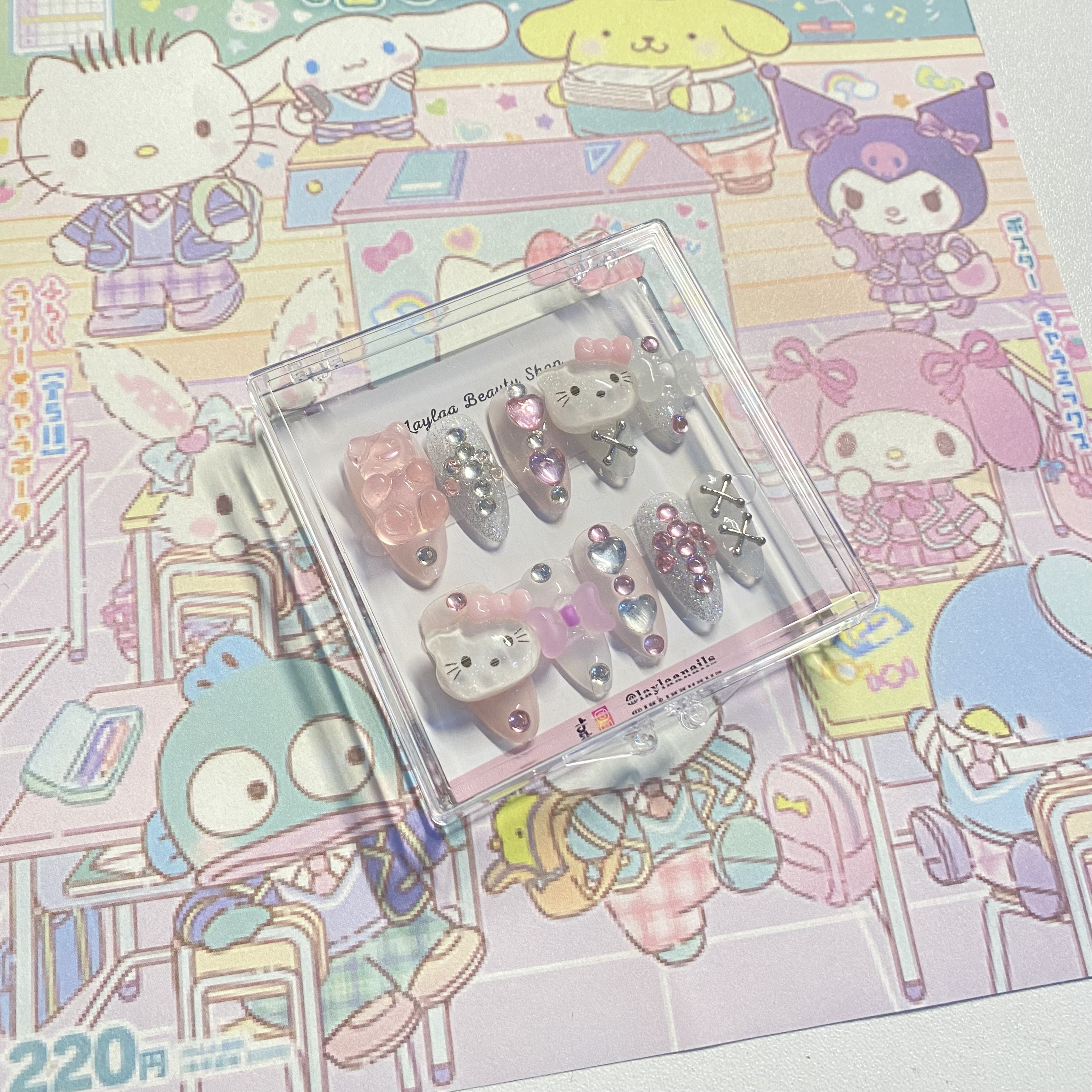 Hello Kitty | Handmade nails