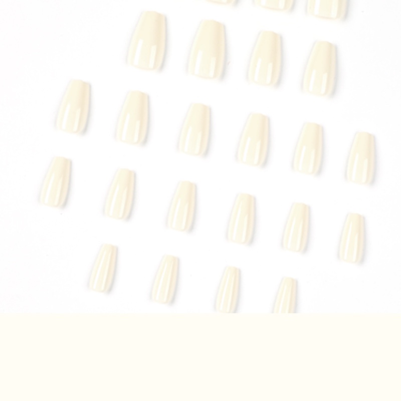 White snow medium nails