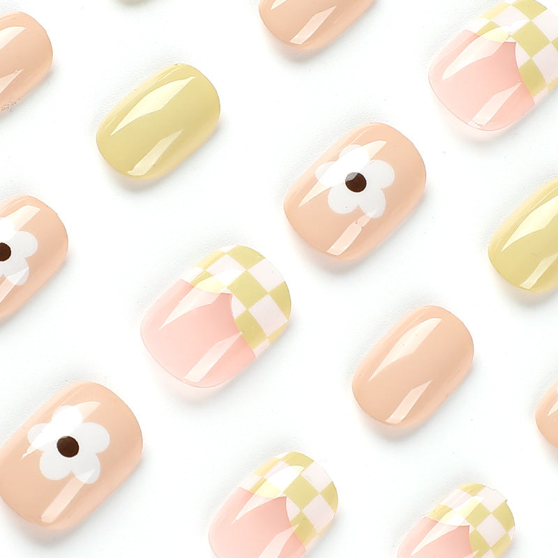 S64 Grass green checkerboard French short nails