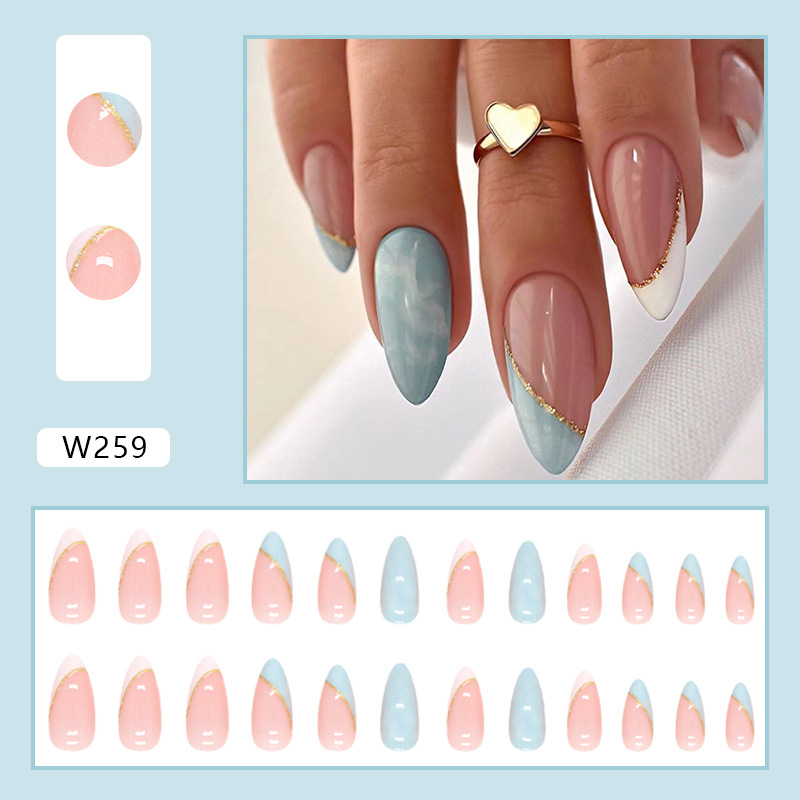 M30 Babyblue honey Medium Nail