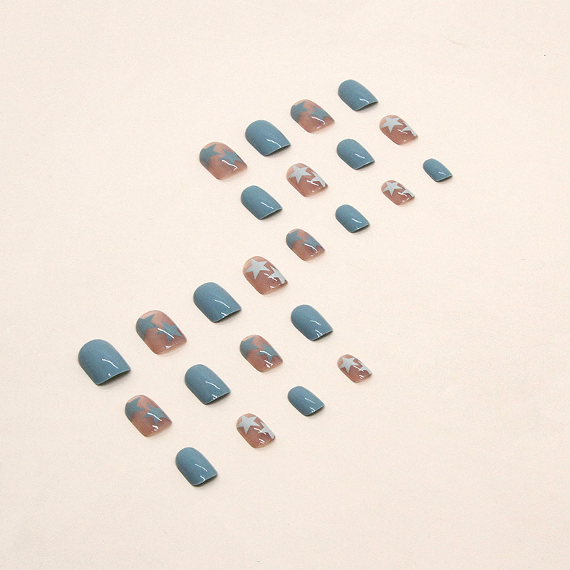 S55 Blue sky short nails