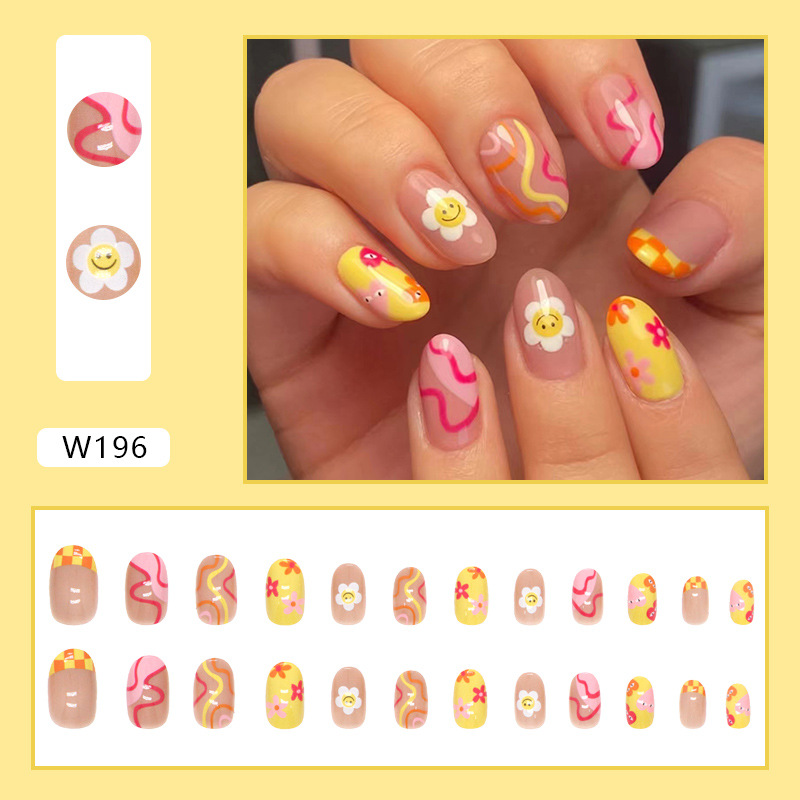 S53 Smiley face sunflower short nails